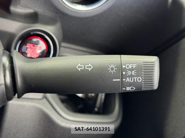 Honda N BOX CUSTOM 2023-11 8526092-14