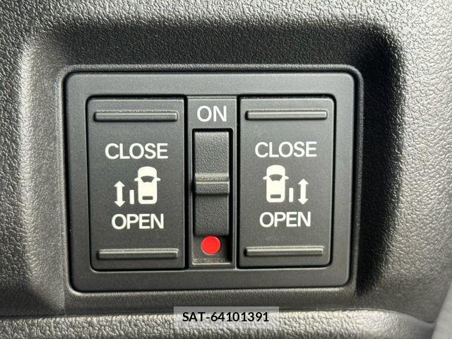 Honda N BOX CUSTOM 2023-11 8526092-15