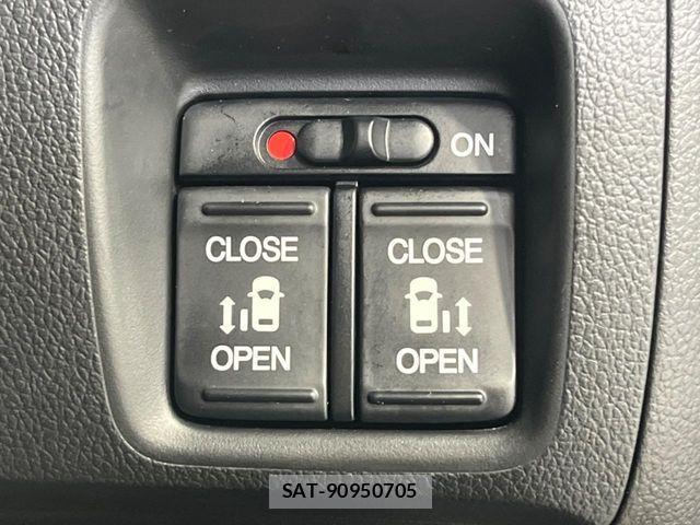 Honda N BOX CUSTOM 2014-01 8526203-2