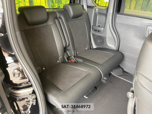 Honda N BOX CUSTOM 2026-07 8526102-8