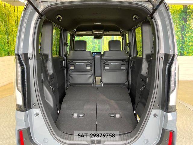 Honda N BOX CUSTOM 2023-10 8526136-9