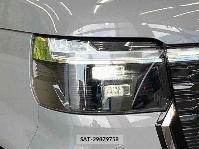 Honda N BOX CUSTOM 2023-10 8526136-11