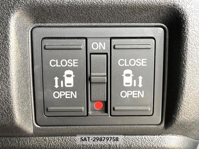 Honda N BOX CUSTOM 2023-10 8526136-6