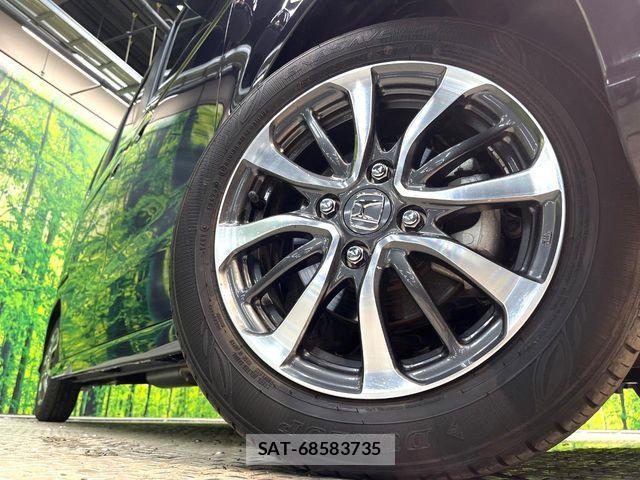 Honda N BOX CUSTOM 2023-10 8526091-12