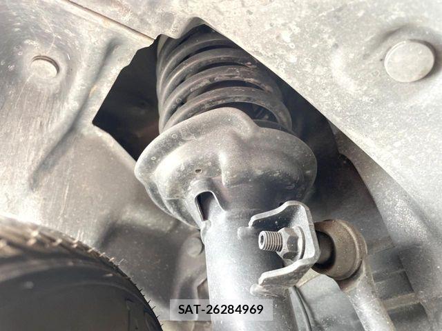 Honda N BOX CUSTOM 2018-02 8526184-19