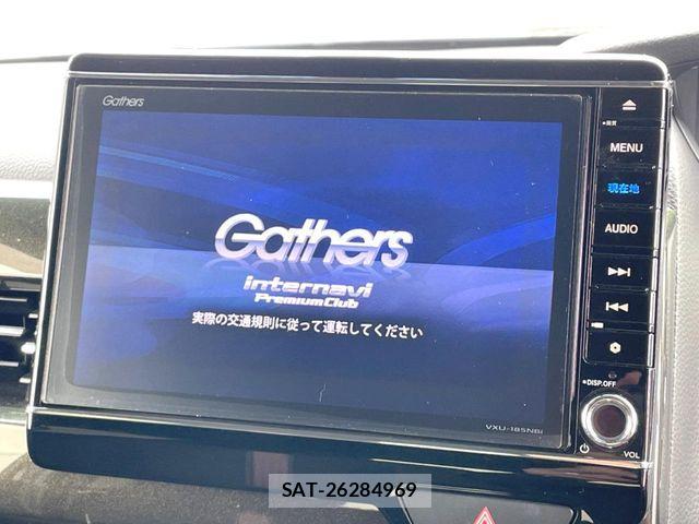 Honda N BOX CUSTOM 2018-02 8526184-2