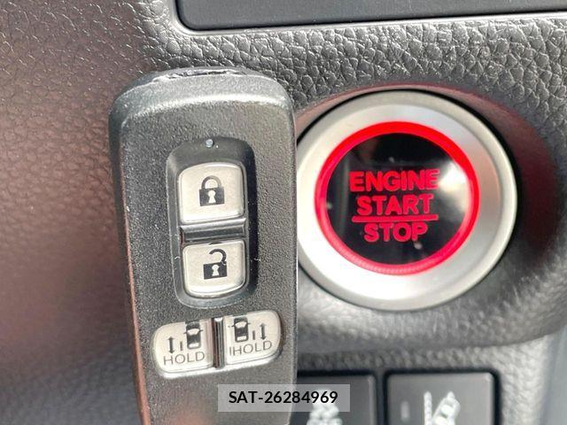Honda N BOX CUSTOM 2018-02 8526184-5