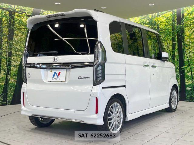 Honda N BOX CUSTOM 2022-02 8526144-16