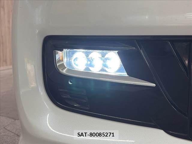 Honda N BOX CUSTOM 2019-08 8526179-14