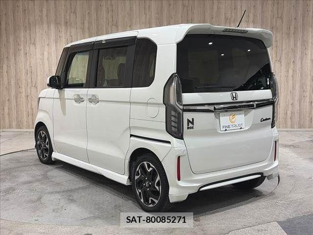 Honda N BOX CUSTOM 2019-08 8526179-21