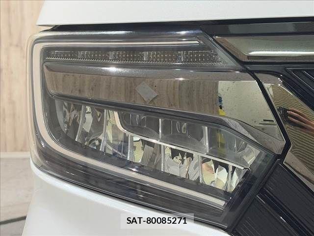 Honda N BOX CUSTOM 2019-08 8526179-23