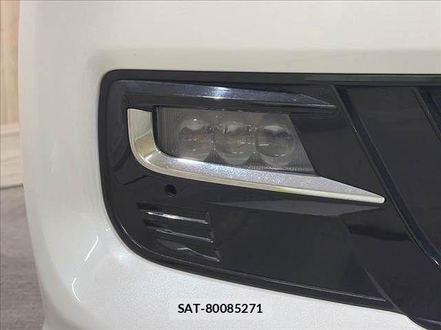 Honda N BOX CUSTOM 2019-08 8526179-25