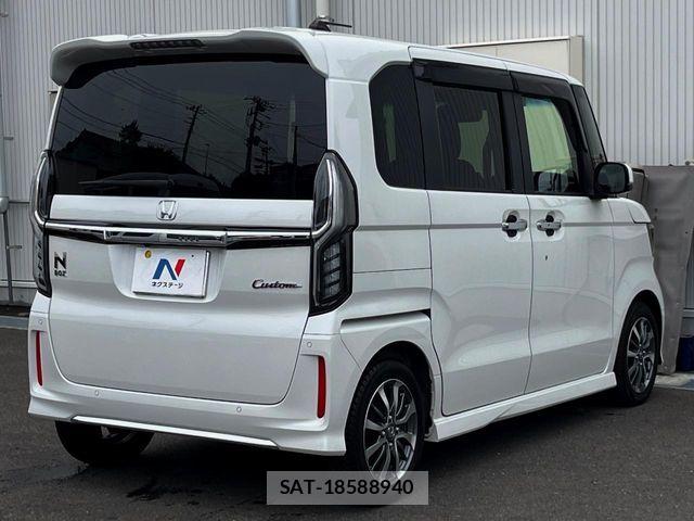 Honda N BOX CUSTOM 2021-11 8526156-18