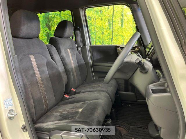 Honda N BOX CUSTOM 2018-05 8528553-9