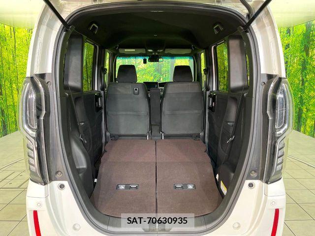 Honda N BOX CUSTOM 2018-05 8528553-11