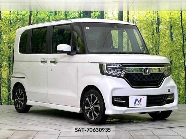 Honda N BOX CUSTOM 2018-05 8528553-16
