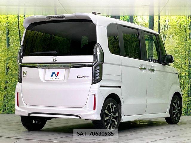 Honda N BOX CUSTOM 2018-05 8528553-17
