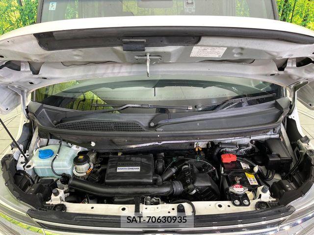 Honda N BOX CUSTOM 2018-05 8528553-18