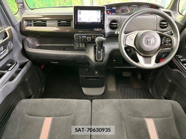 Honda N BOX CUSTOM 2018-05 8528553-1