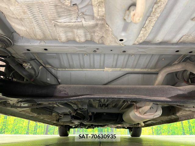Honda N BOX CUSTOM 2018-05 8528553-19