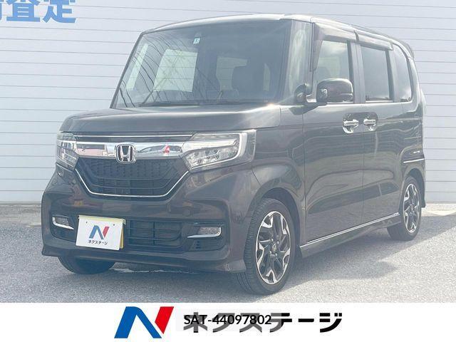Honda N BOX CUSTOM 2018-01 8526183-0