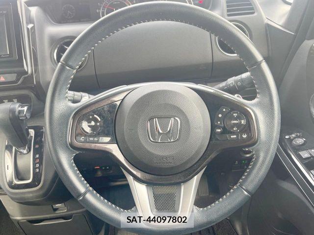 Honda N BOX CUSTOM 2018-01 8526183-11