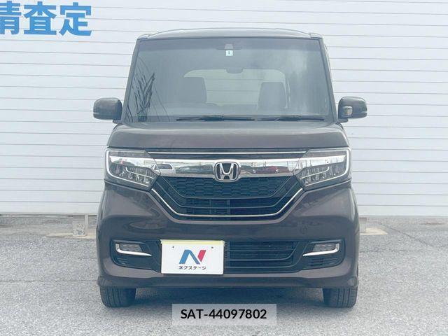 Honda N BOX CUSTOM 2018-01 8526183-14