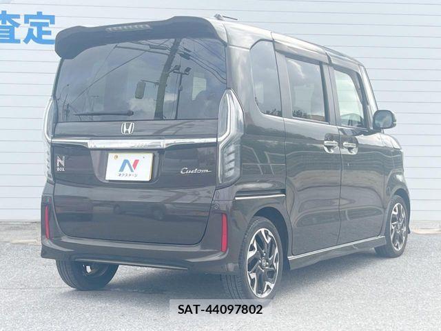 Honda N BOX CUSTOM 2018-01 8526183-17