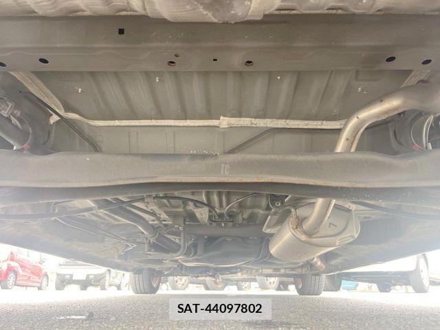 Honda N BOX CUSTOM 2018-01 8526183-19