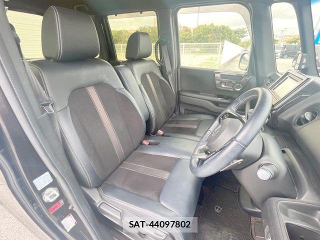 Honda N BOX CUSTOM 2018-01 8526183-8