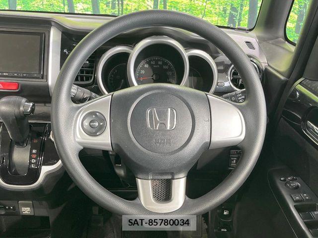 Honda N BOX CUSTOM 2016-08 8526205-9
