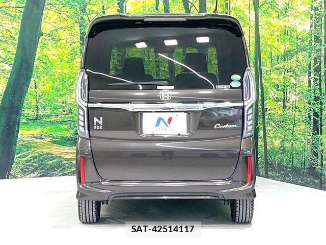 Honda N BOX CUSTOM 2020-08 8526199-14