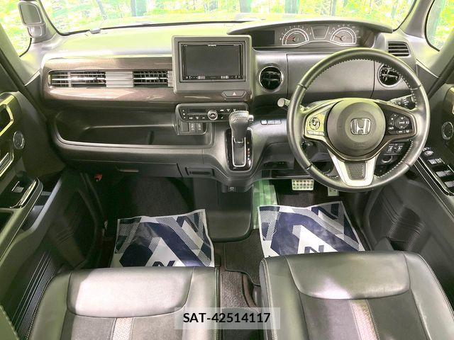 Honda N BOX CUSTOM 2020-08 8526199-1