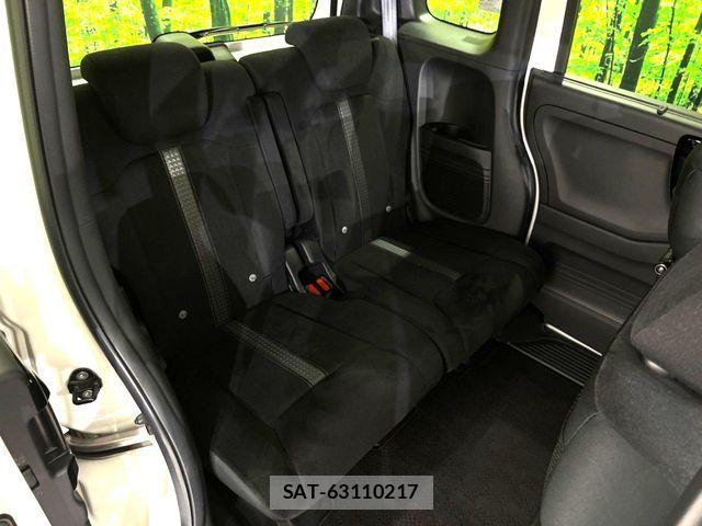 Honda N BOX CUSTOM 2022-02 8526143-8