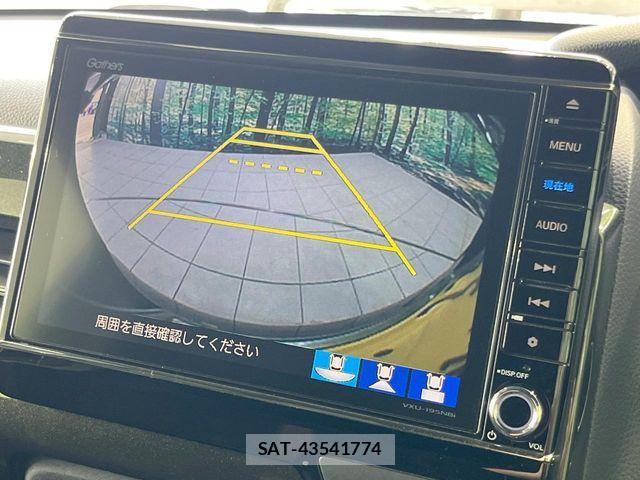 Honda N BOX CUSTOM 2018-10 8526169-4