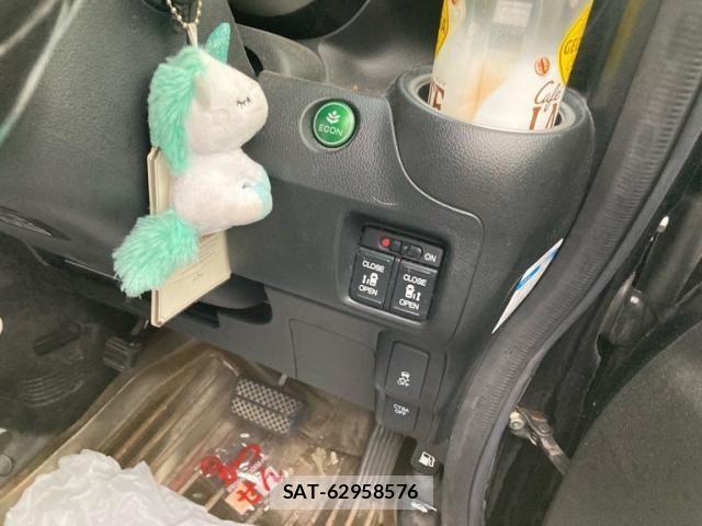 Honda N BOX CUSTOM 2015-02 8526217-12