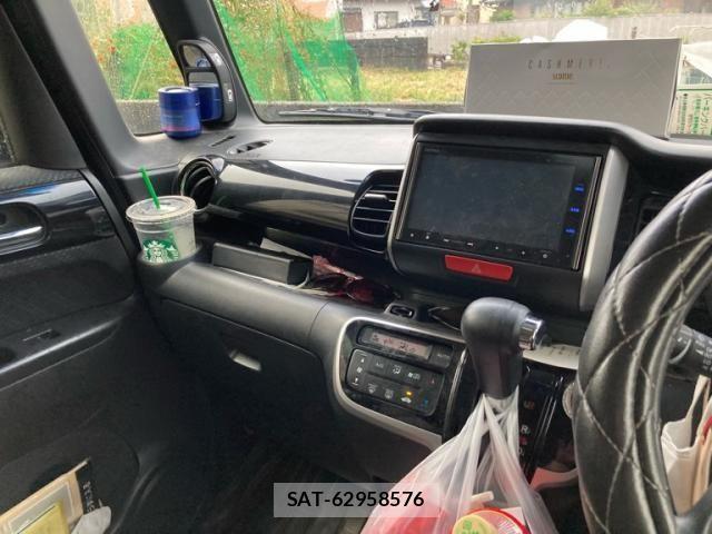 Honda N BOX CUSTOM 2015-02 8526217-15