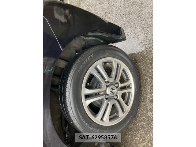 Honda N BOX CUSTOM 2015-02 8526217-6