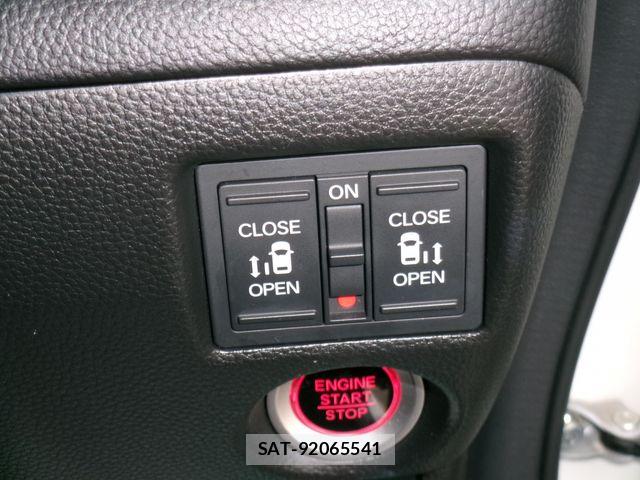 Honda N BOX CUSTOM 2023-12 8526153-10