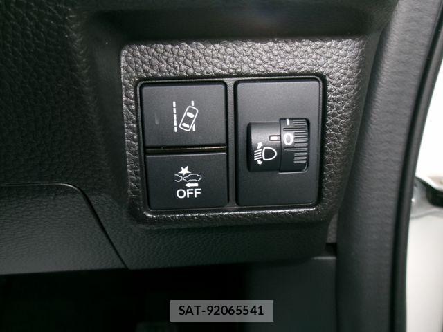 Honda N BOX CUSTOM 2023-12 8526153-11