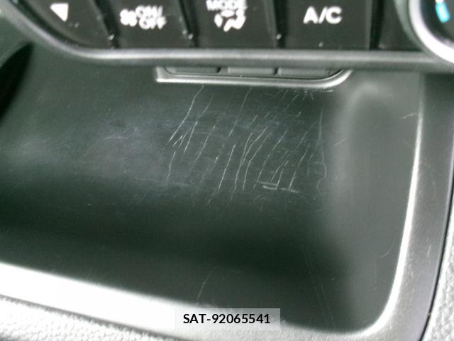 Honda N BOX CUSTOM 2023-12 8526153-17