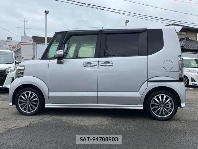 Honda N BOX CUSTOM 2015-02 8526209-14