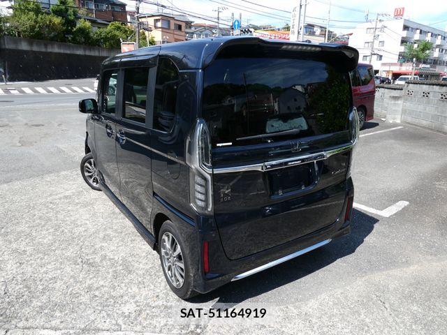 Honda N BOX CUSTOM 2021-08 8526197-2