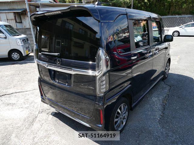Honda N BOX CUSTOM 2021-08 8526197-4