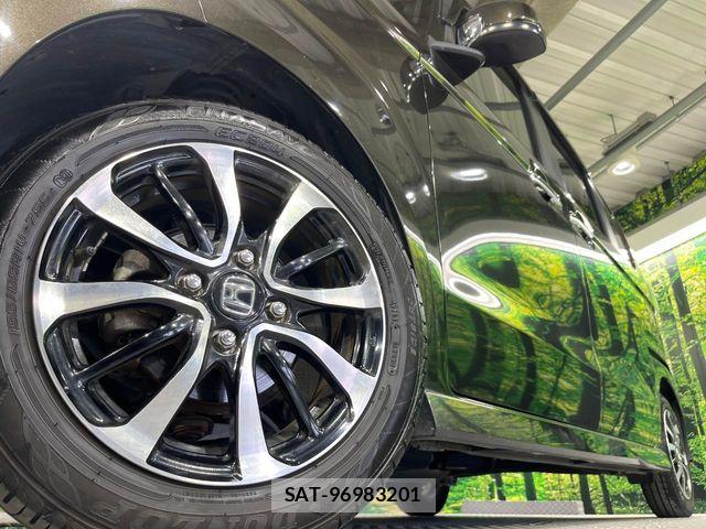Honda N BOX CUSTOM 2020-02 8526161-12