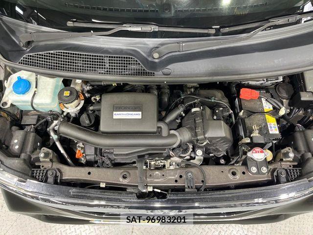 Honda N BOX CUSTOM 2020-02 8526161-17