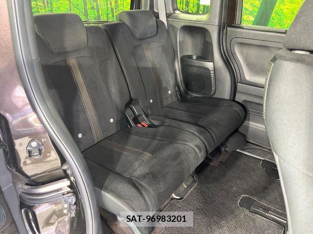 Honda N BOX CUSTOM 2020-02 8526161-8