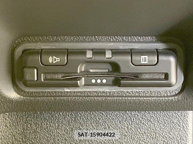 Honda N BOX CUSTOM 2024-10 8526109-5