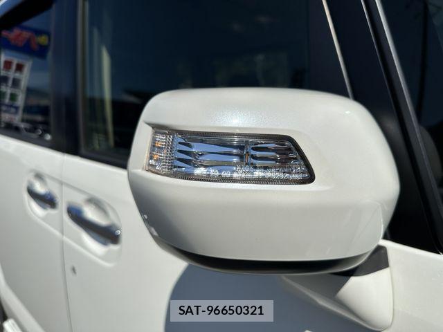 Honda N BOX CUSTOM 2015-12 8562929-11