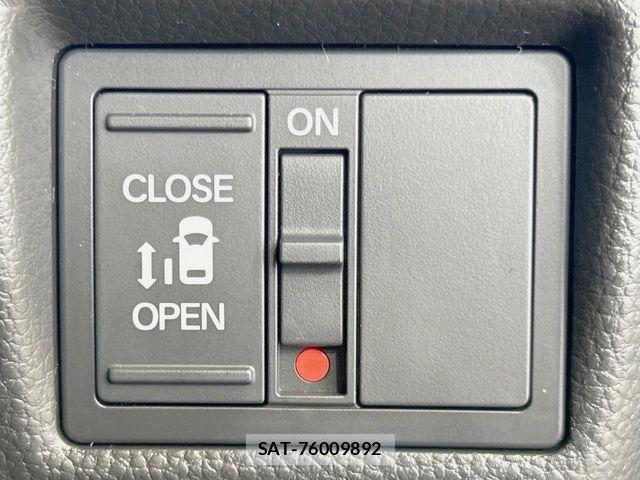 Honda N BOX CUSTOM 2022-03 8562902-6